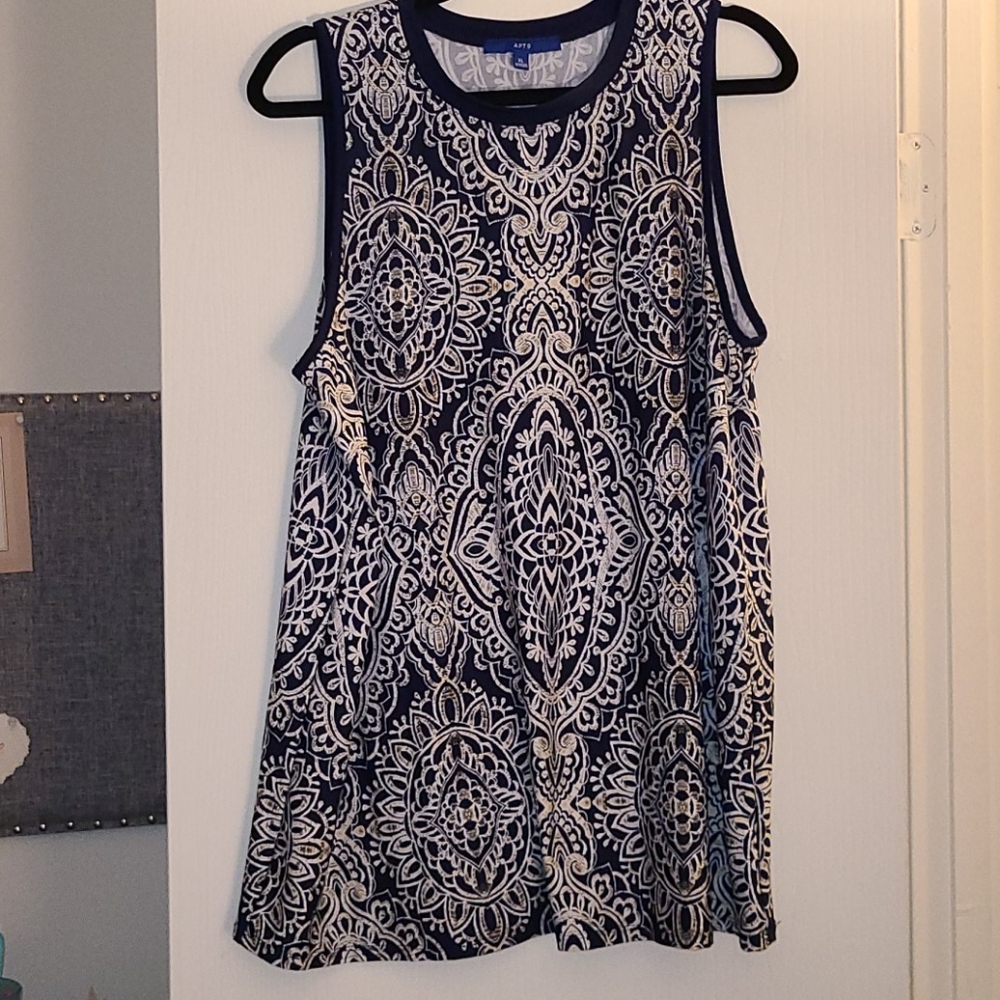 5/$20 - Tunic top